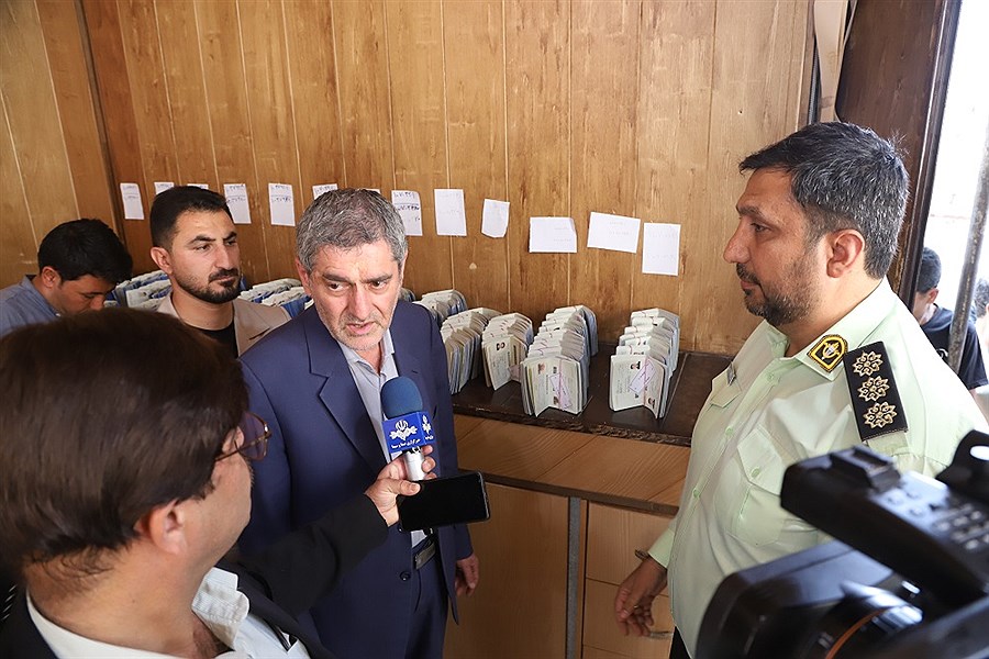 تصویر حذف صف های طولانی صدور و تحویل گذرنامه