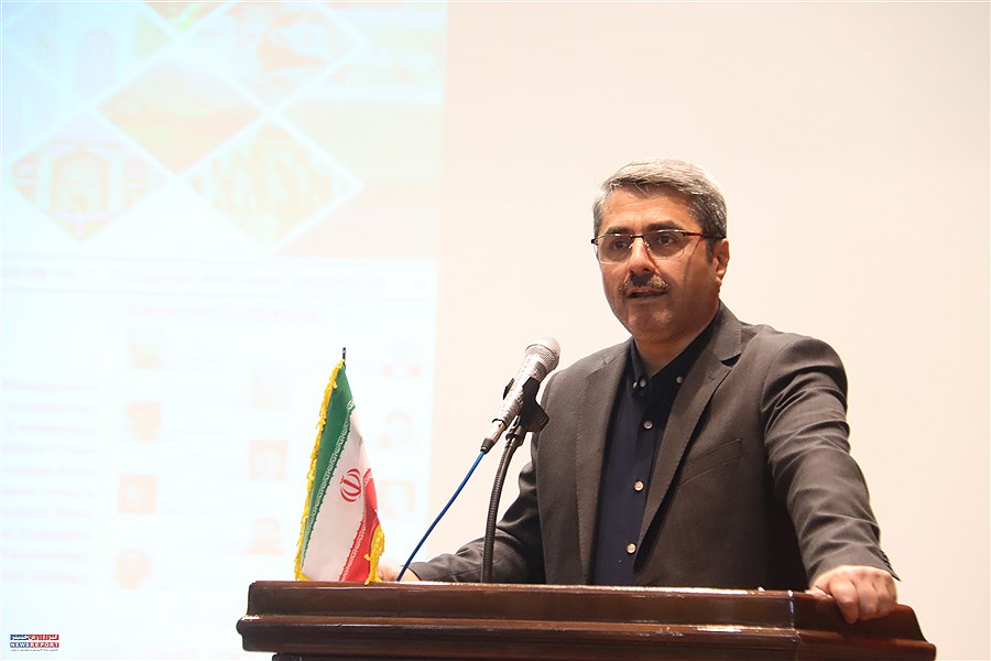 مدیرعامل سازمان حفظ نباتات کشور نیامده رفت!