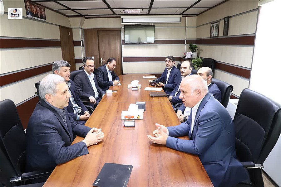 دیدار رئیس دانشگاه علوم پزشکی شیراز با مدیر شعب بانک کشاورزی استان فارس