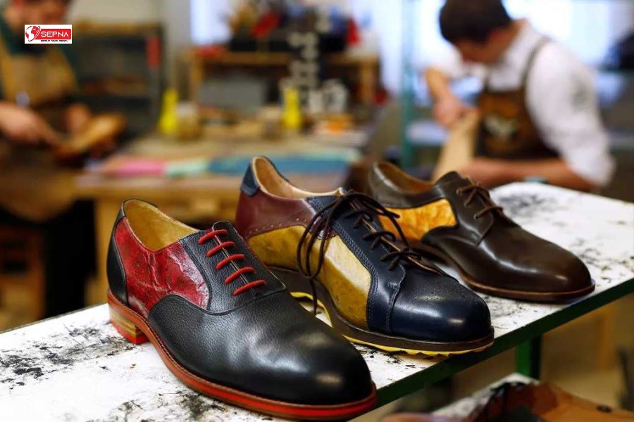 پیشتاز تحول در صنعت کفش ایران با بیش از ۳۰ سال تجربه و اصلاحات بنیادین