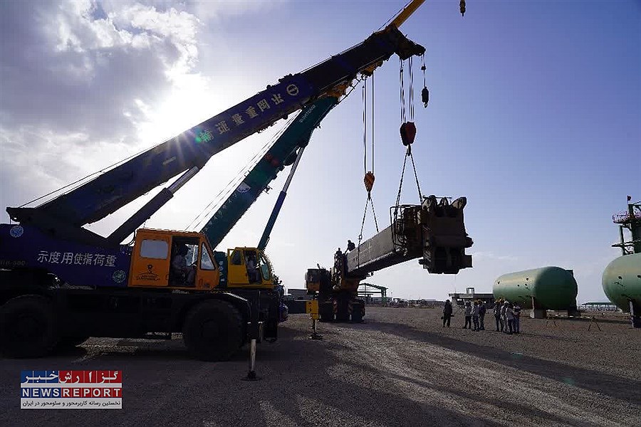 شروع مرحله جدید نصب سازه های فلزی حجیم کوره تا ارتفاع 70 متری پروژه فولاد اقلید پارس