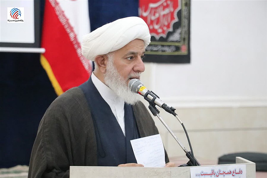 طومار دشمن در ۳ دقیقه و ۲۸ ثانیه توسط رهبر معظم انقلاب پیچیده شد