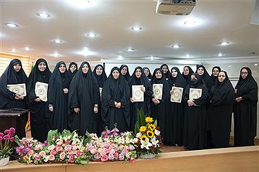 تصویر سفره امام رضا(ع) در پایتخت؛ گردهمایی خادمان آبشار عاطفه‌ها برای رفع محرومیت